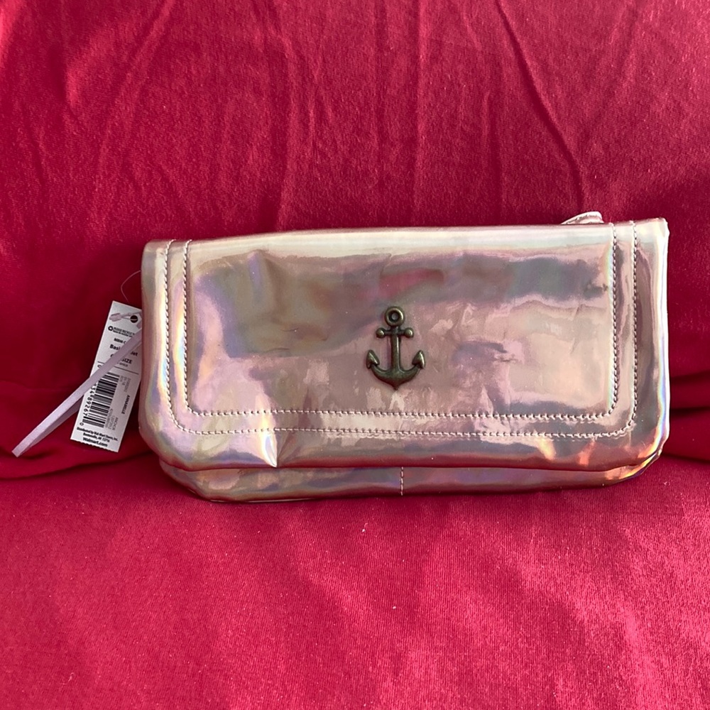 NWT No Boundaries basic wallet purse